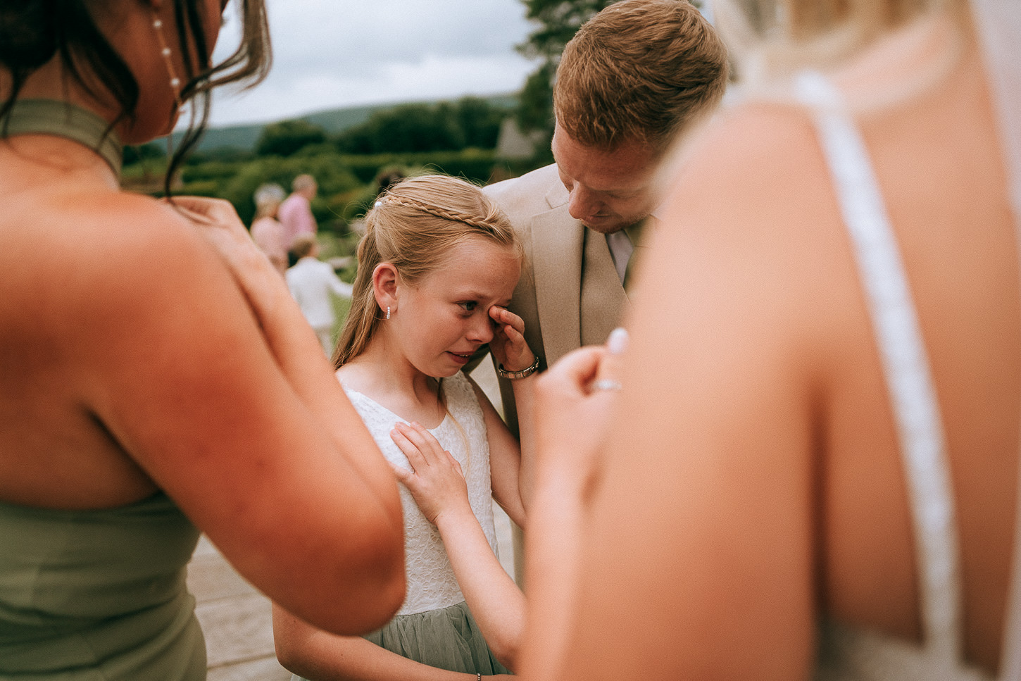 BARN AT BRYNICH WEDDING PHOTOGRAPHY BRECON 009 BARN AT BRYNICH WEDDING PHOTOGRAPHY BRECON 009